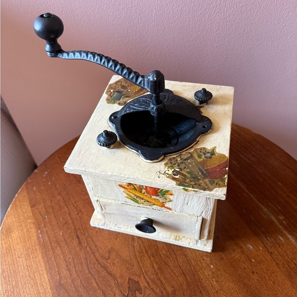 Vintage Gretchen Coffee Grinder With Drawer Cottagecore - Picture 2 of 10
